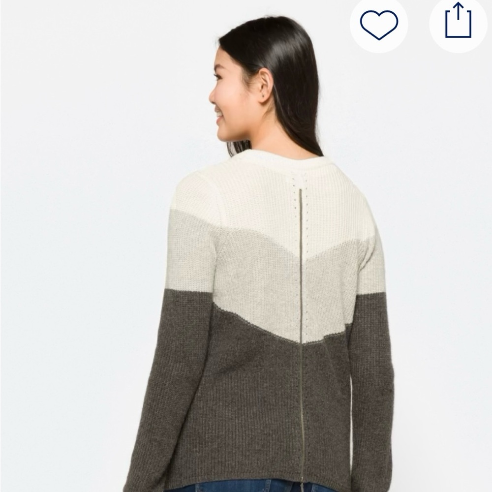 Design History Women's Sweater, size M - Picture 8 of 10